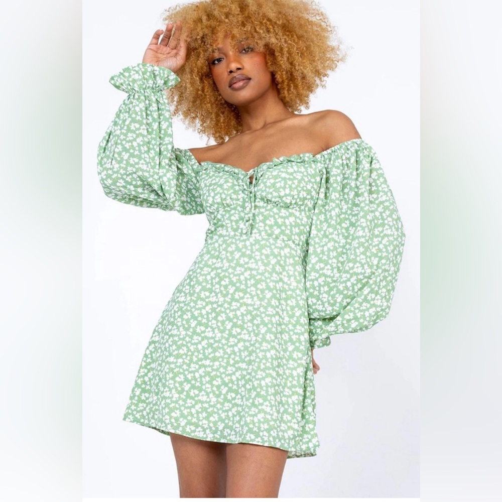 Princess Polly Dress - Picture 3 of 15